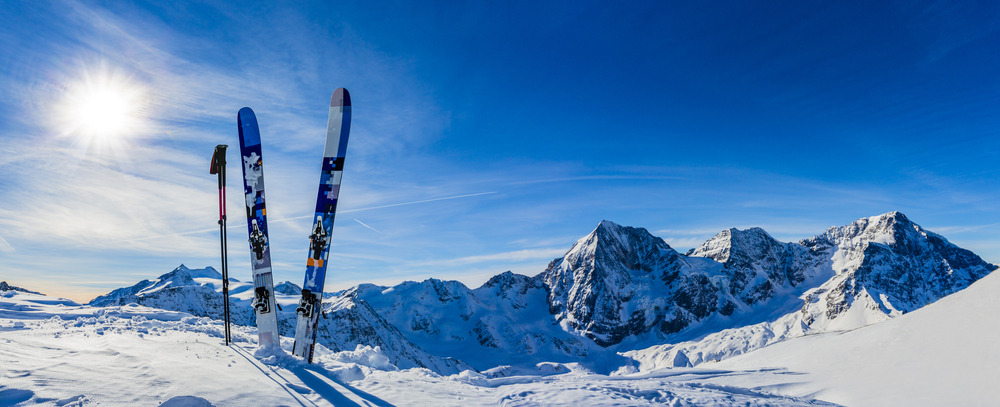 Why you should consider working a ski season in